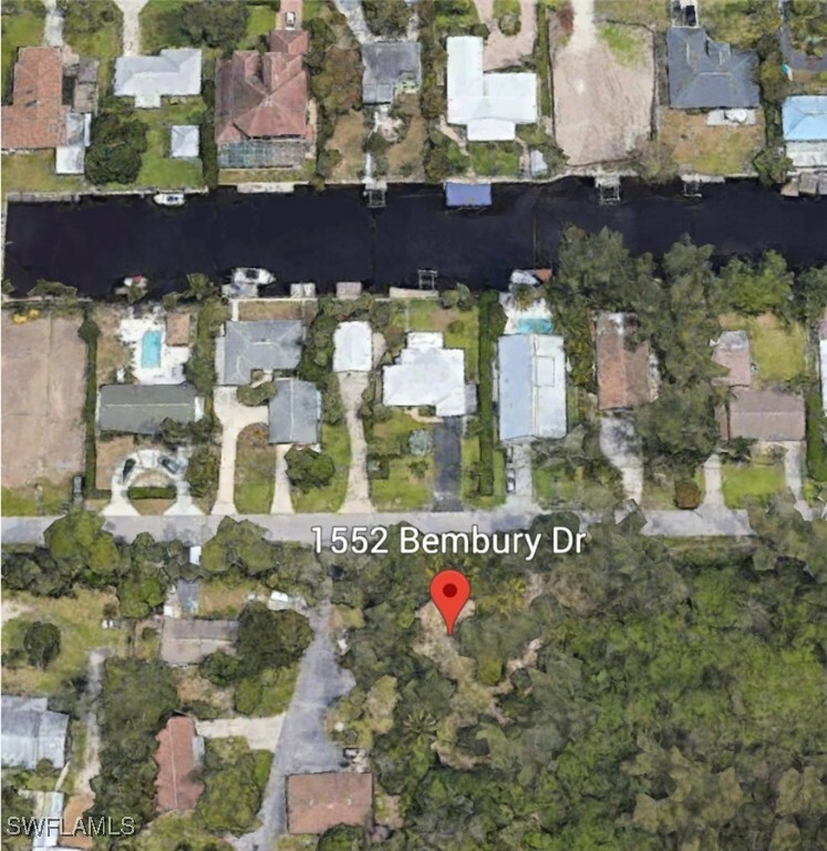 Property Photo:  1552 Bembury Drive  FL 34102 