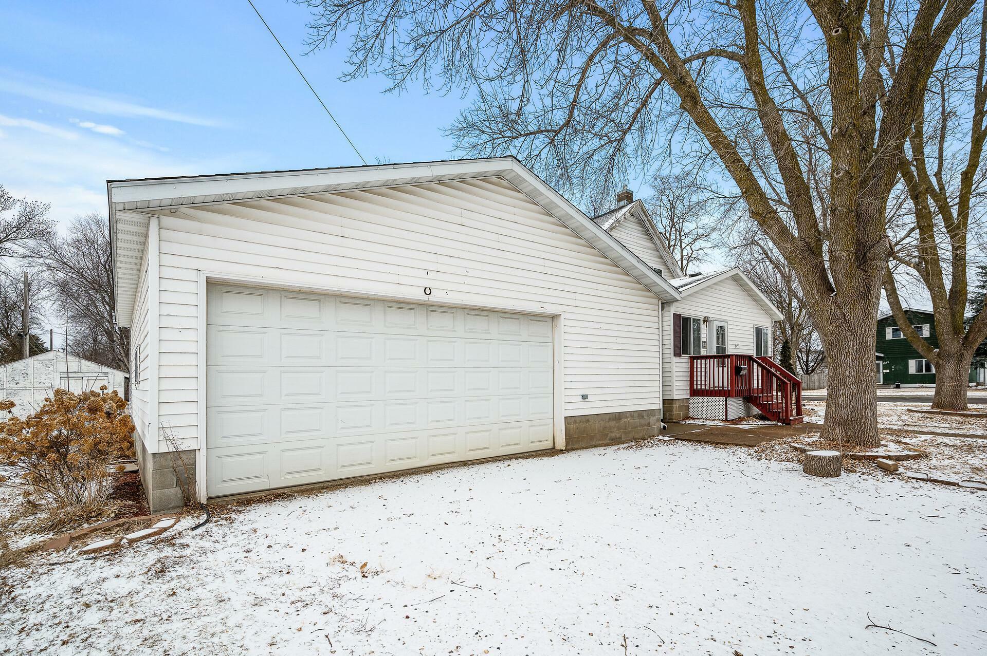 Property Photo:  1229 McLeod Avenue N  MN 55336 