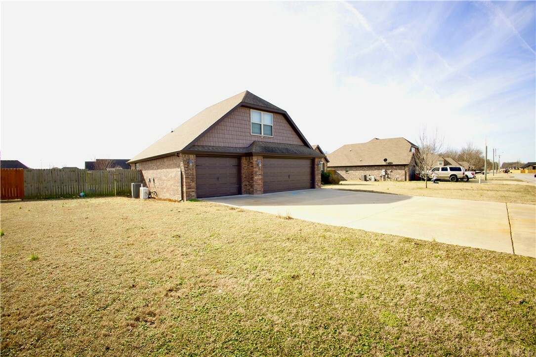 Property Photo:  23089 Lawlis Road  AR 72761 