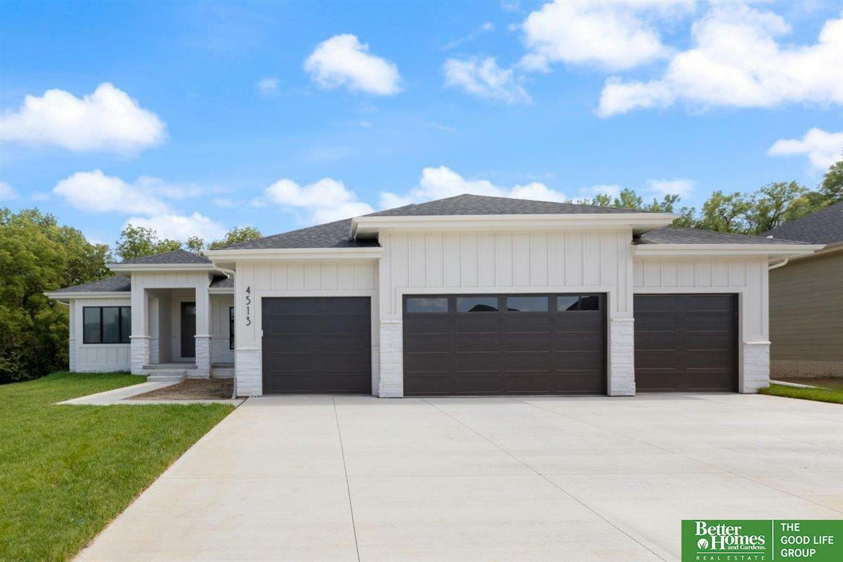 Property Photo: 5420 N 213th Avenue NE 68022
