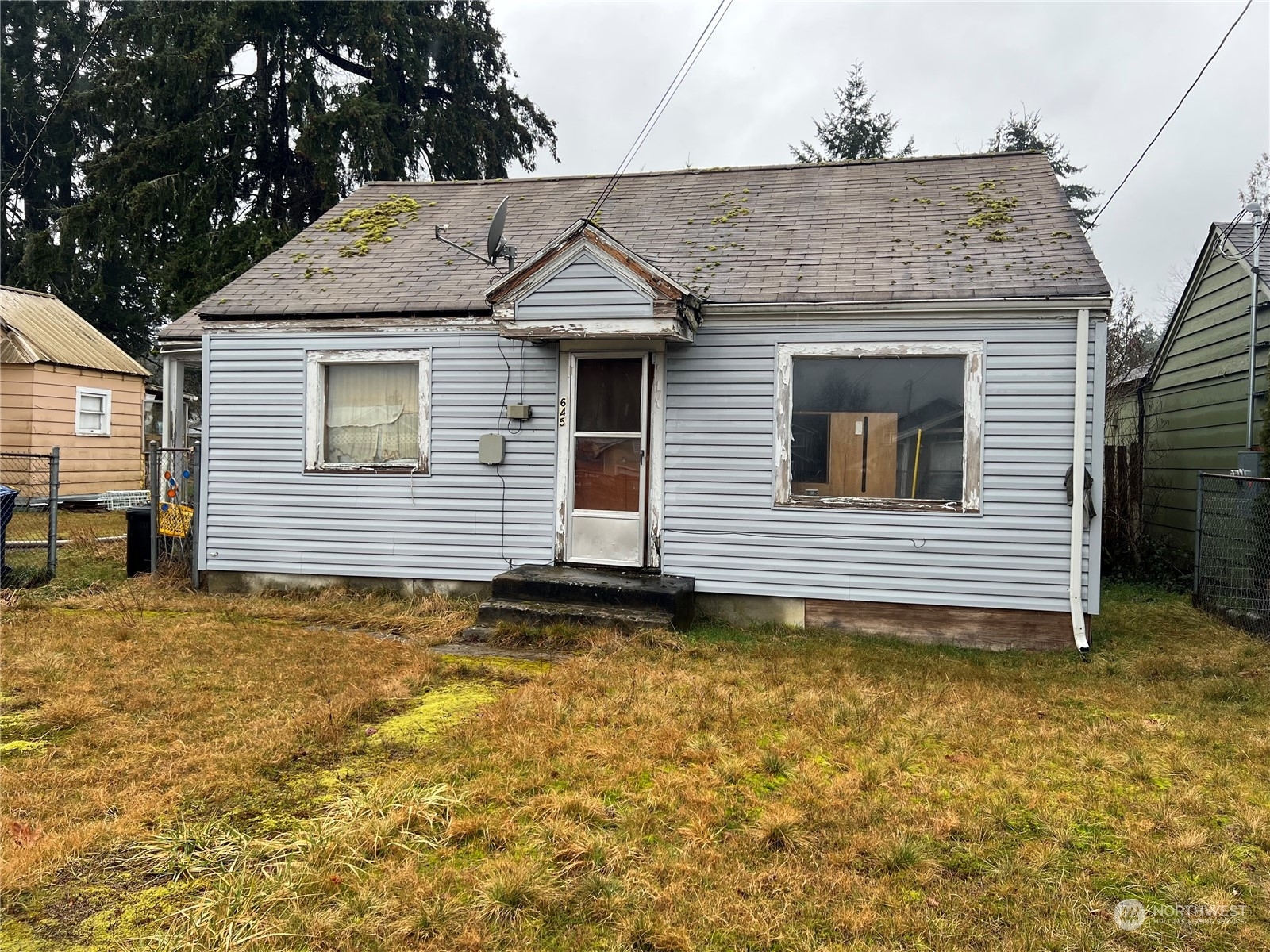 Property Photo:  645  Sauk Avenue  WA 98241 