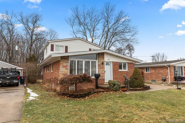 Property Photo:  862 Alvin Street  MI 48186 