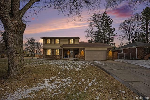 Property Photo:  42530 Malbeck Drive  MI 48314 