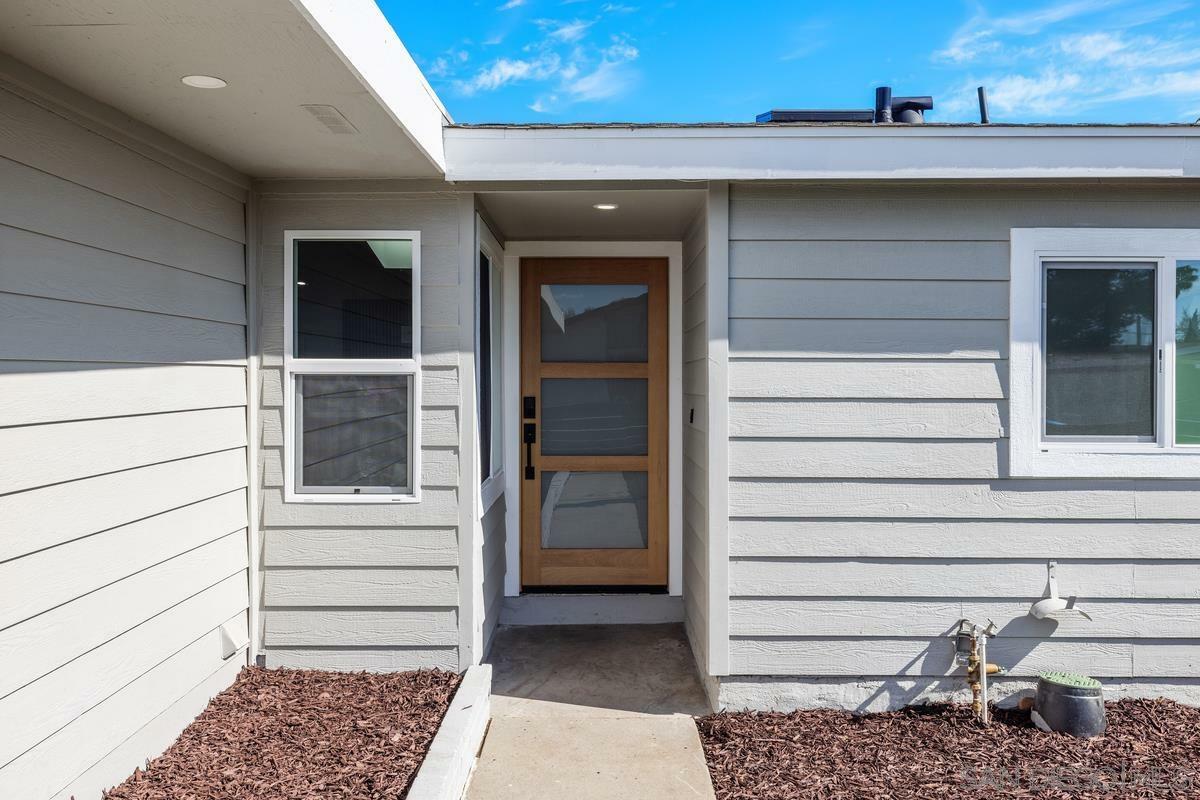 Property Photo:  2621 Raymell Dr  CA 92123 