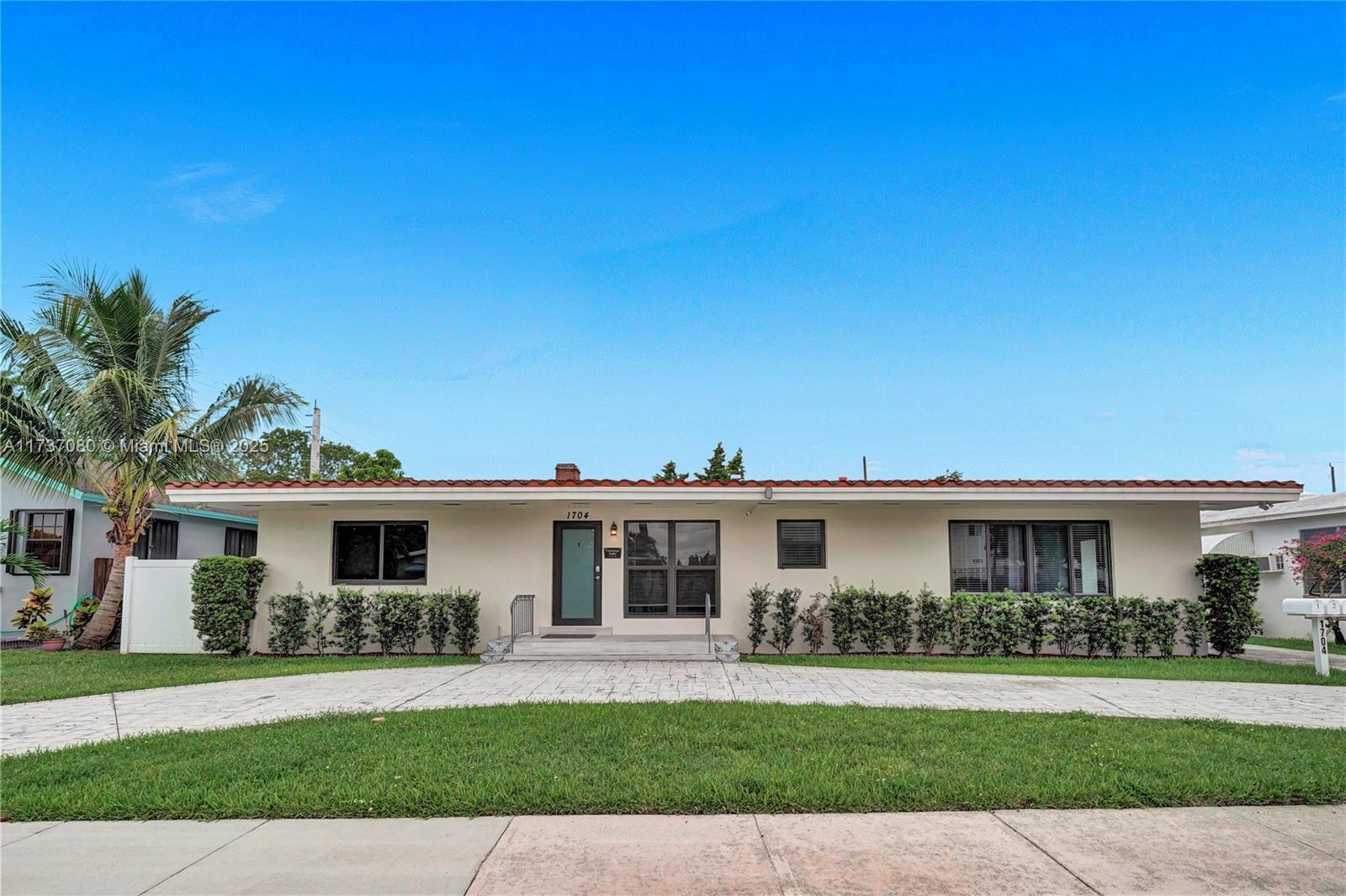 1704 Rodman St  Hollywood FL 33020 photo