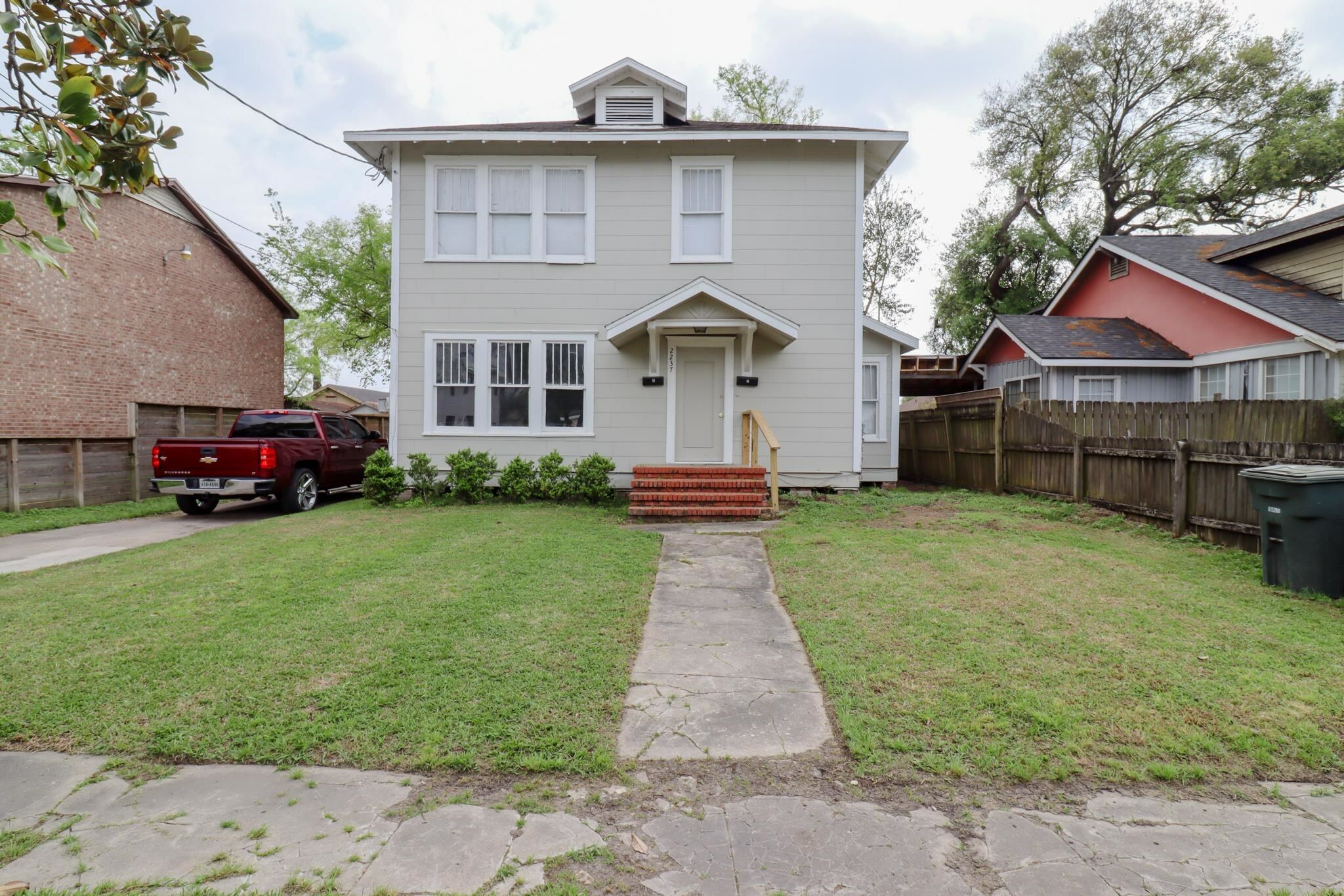 Property Photo:  2237 North St  TX 77701 