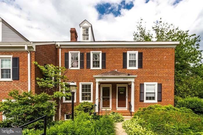 3241 S Utah Street  Arlington VA 22206 photo