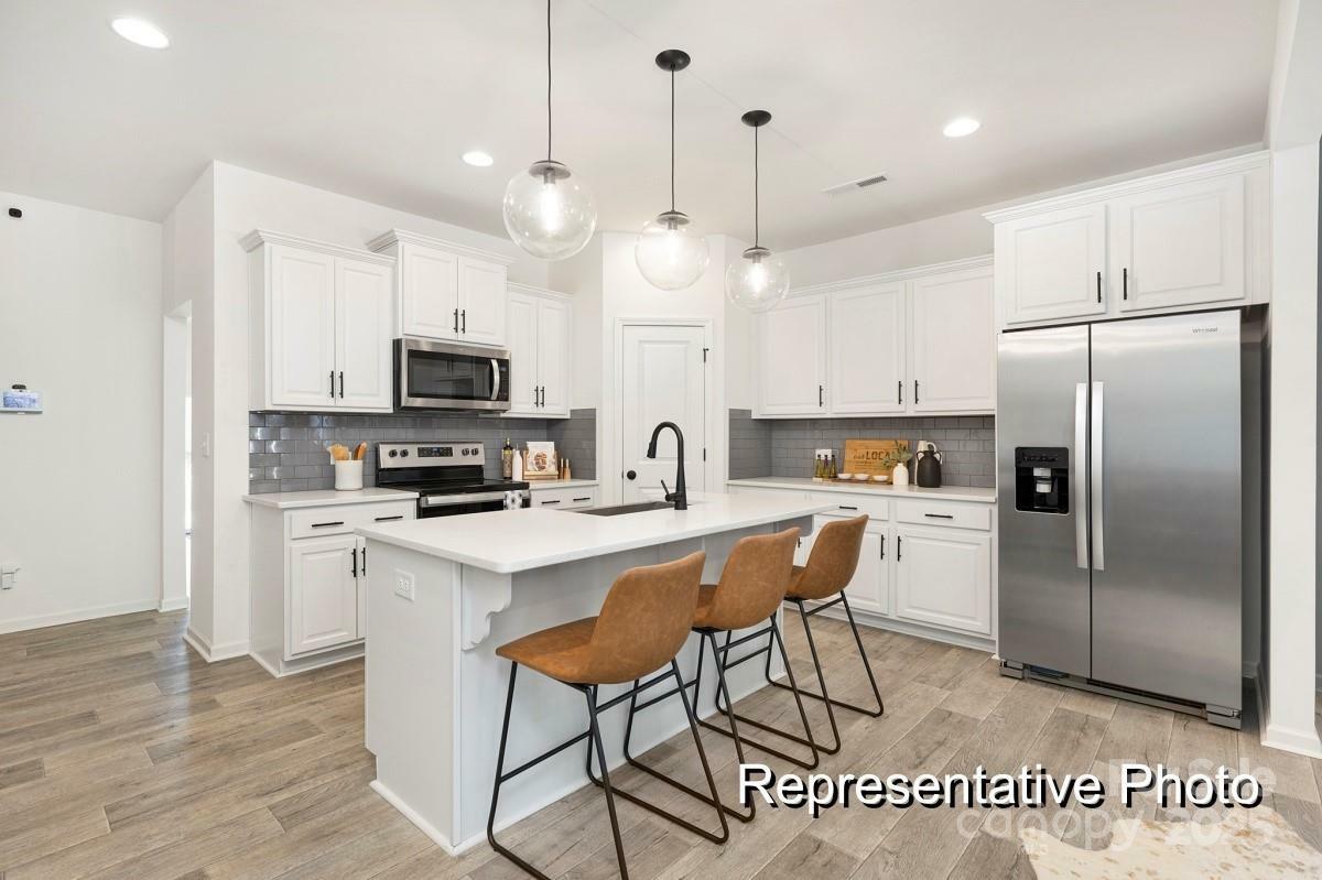 Property Photo: 11311 Magpie Court 2 NC 28215