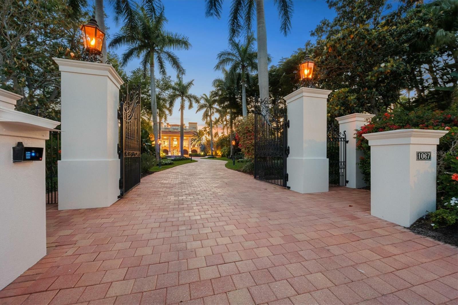 Property Photo: 1067 Westway Drive FL 34236