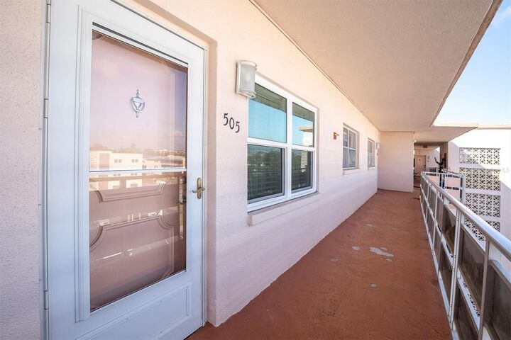 Property Photo: 5623 80th Street N 505 FL 33709