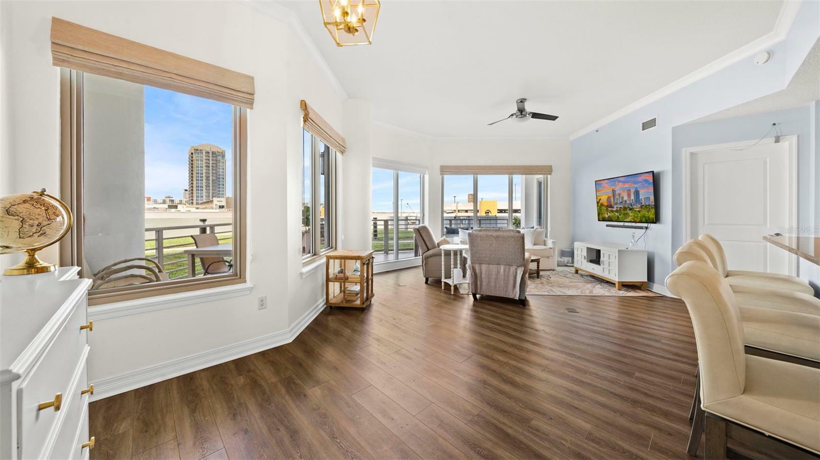 Property Photo: 1209 E Cumberland Avenue 505 FL 33602