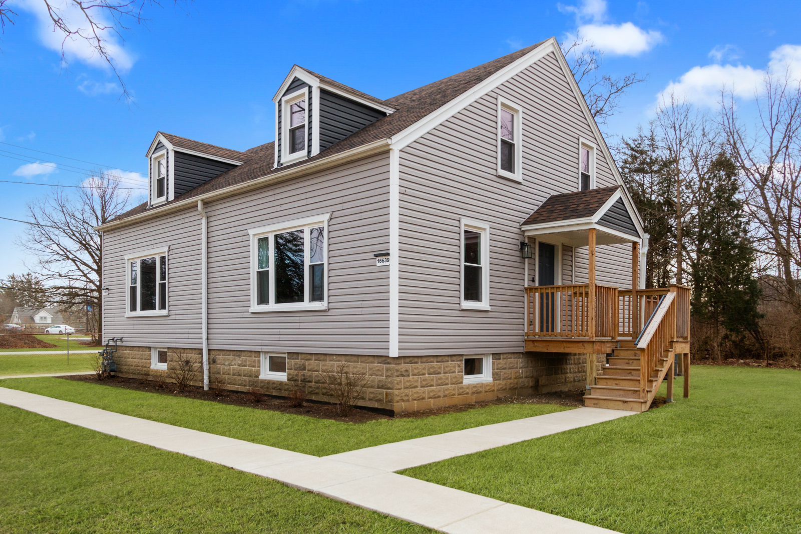 Property Photo:  16637 W Brockman Avenue  IL 60069 