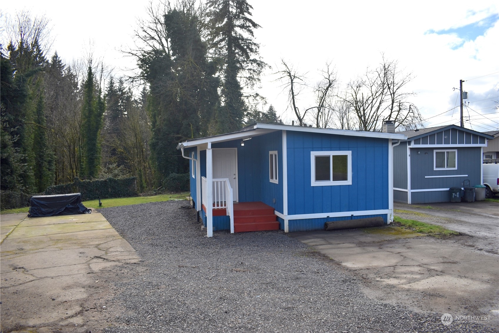 Property Photo:  214  Holcomb Ave. T-9  WA 98626 