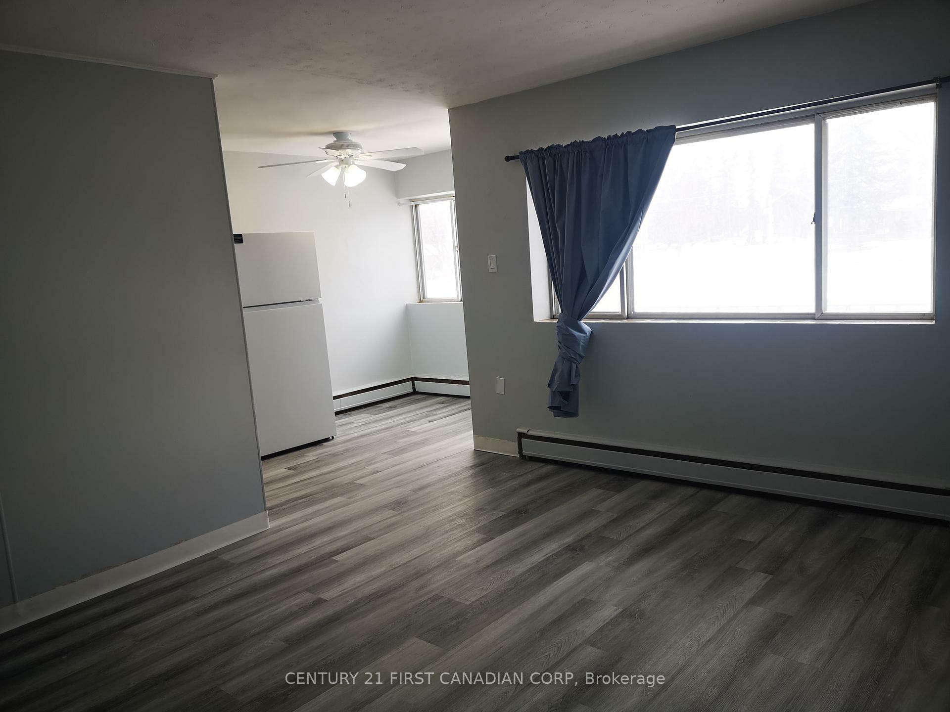 Property Photo: 1170 Hamilton Road 207 ON N5W 1A9