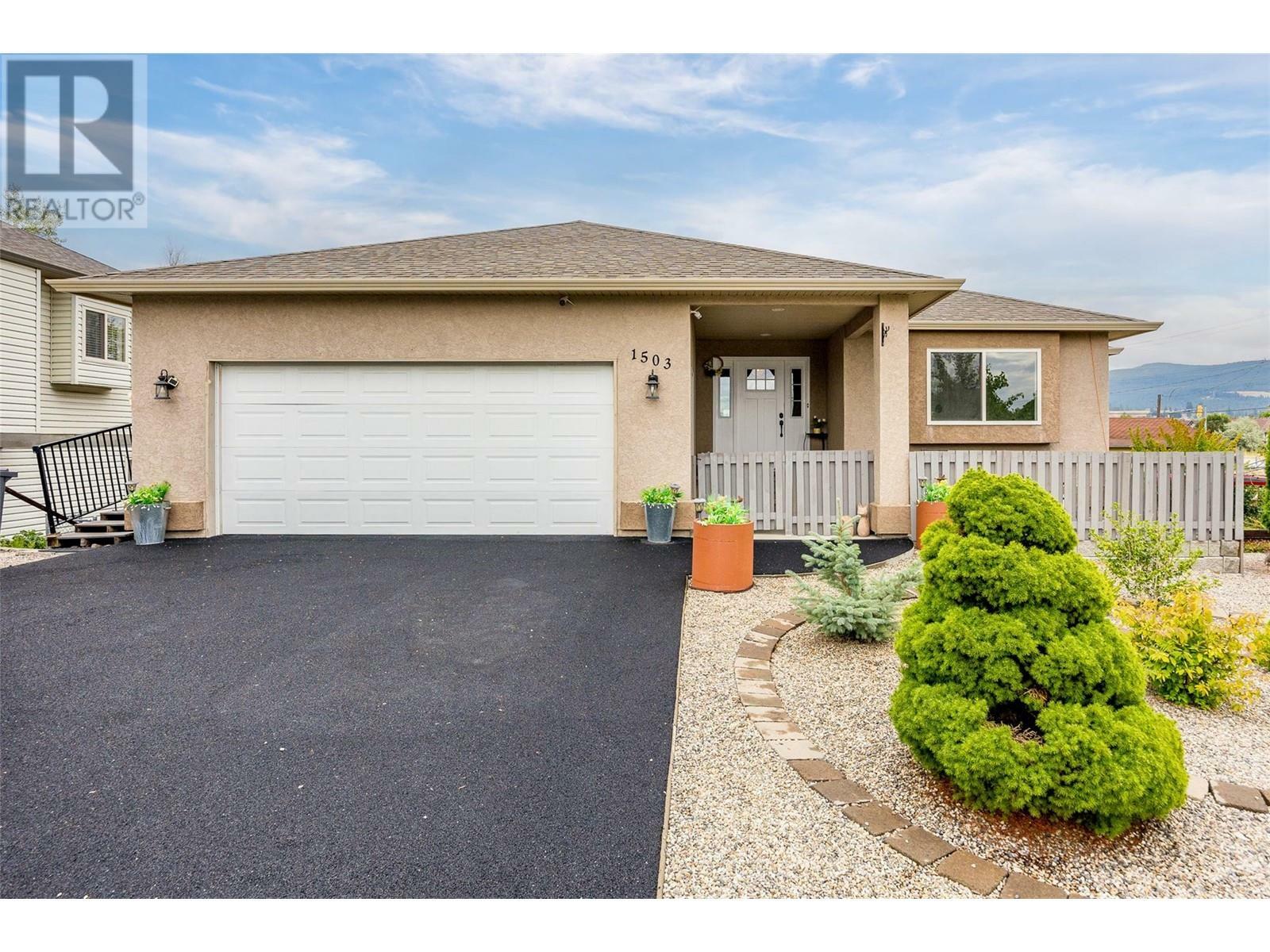 1503 Tanemura Crescent  Kelowna BC V1P 1N8 photo