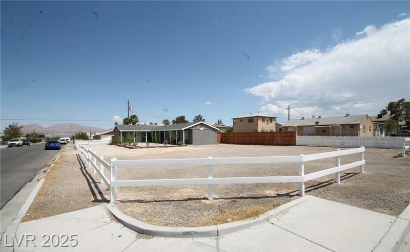 Property Photo:  640 North 9th Street  NV 89101 