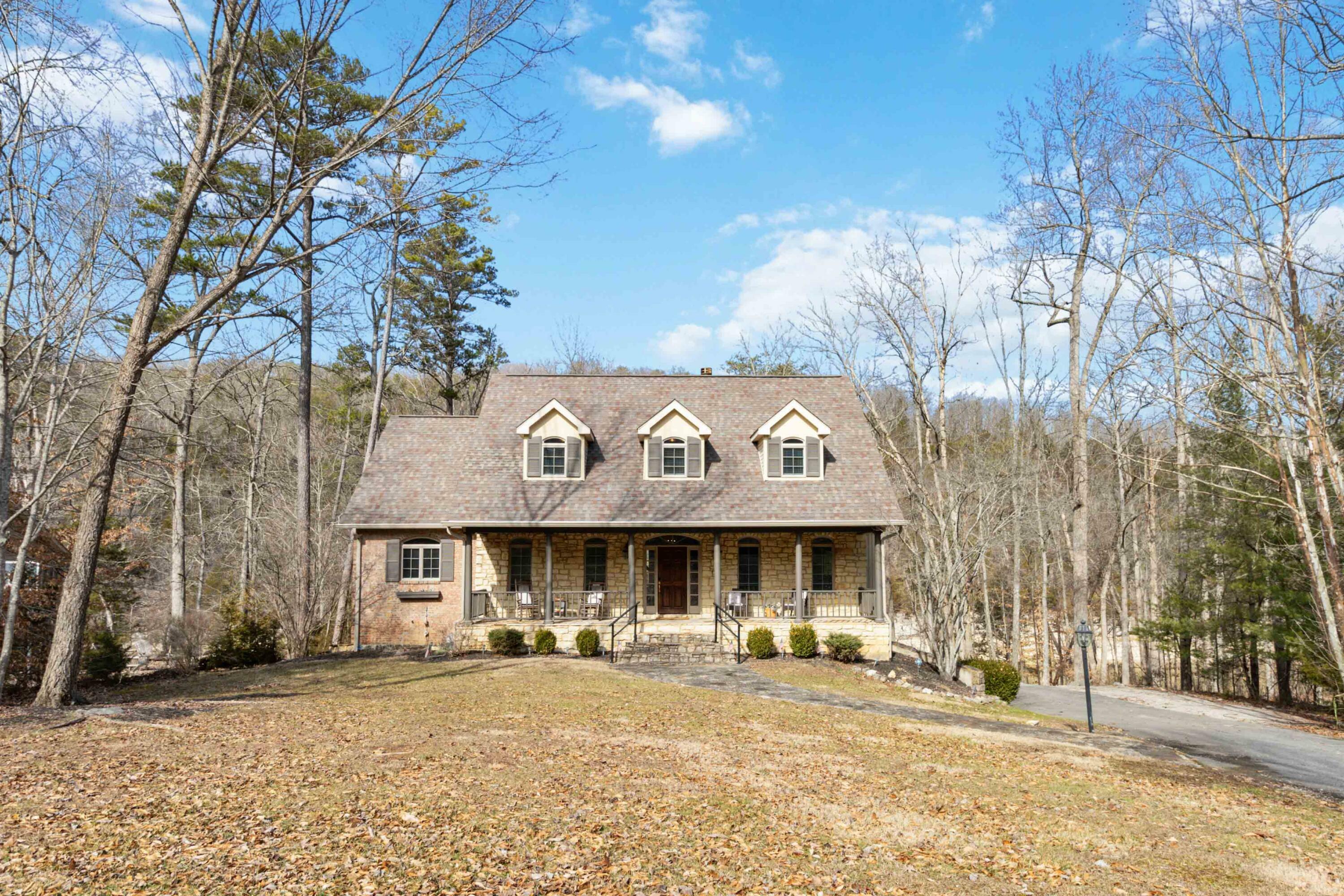 Property Photo: 2576 Roberts Bend Road KY 42519