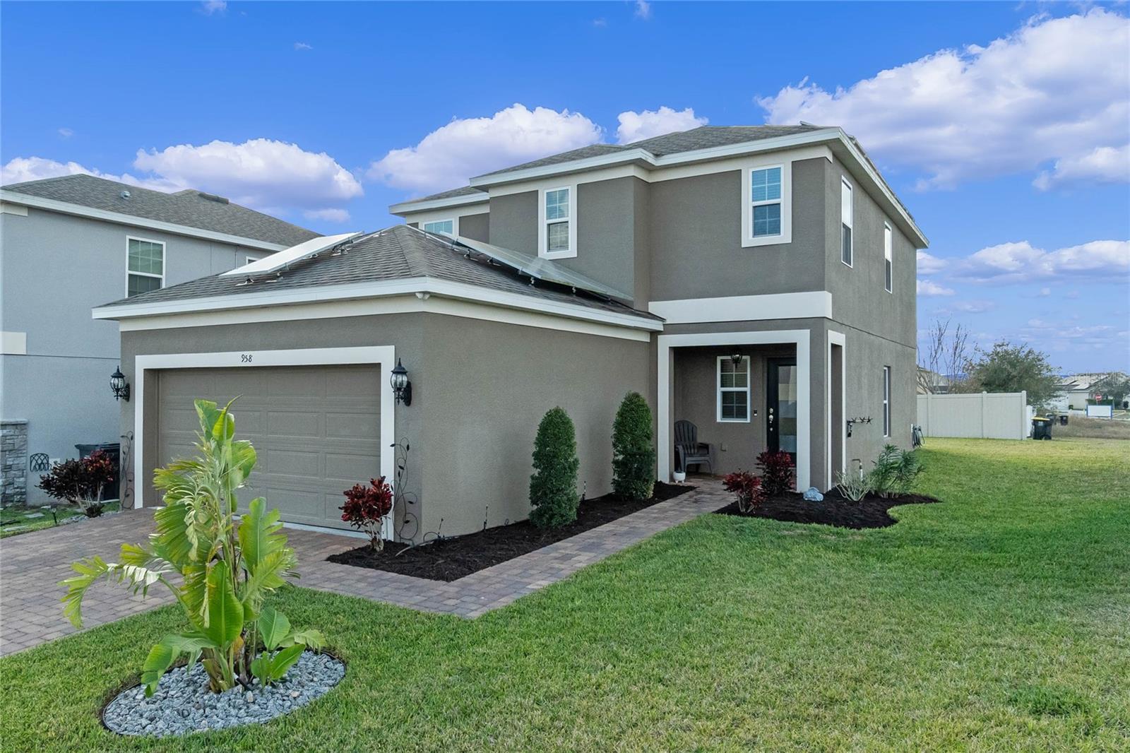 Property Photo: 958 Anna Place FL 33837