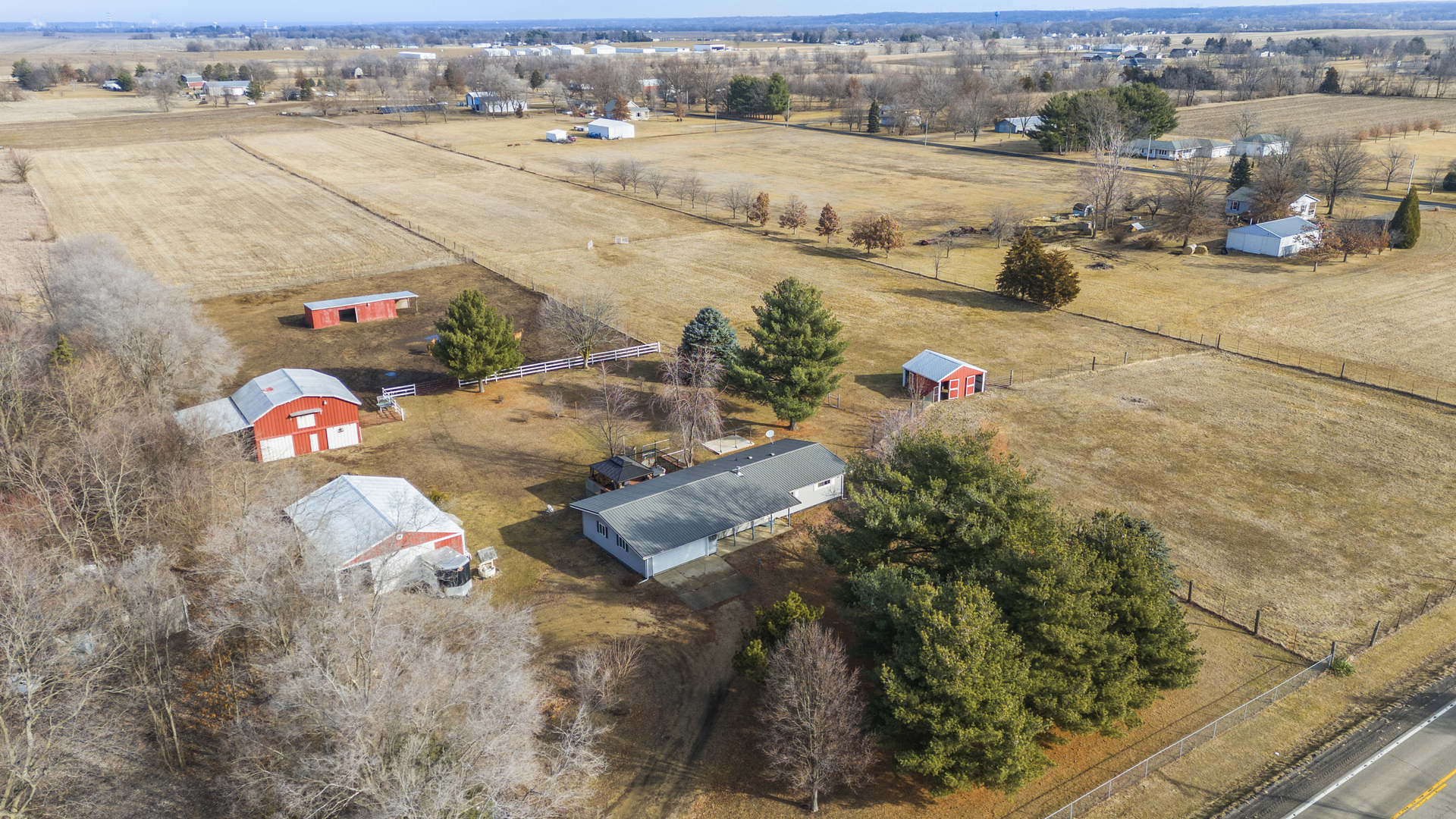 Property Photo:  13338 Townline Road  IL 61534 