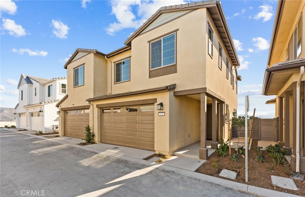 Property Photo: 851 Cornelia Way CA 92694