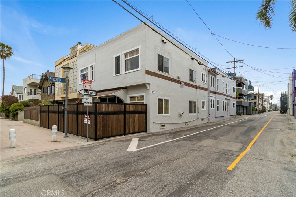 12 25th Place 1  Venice CA 90291 photo