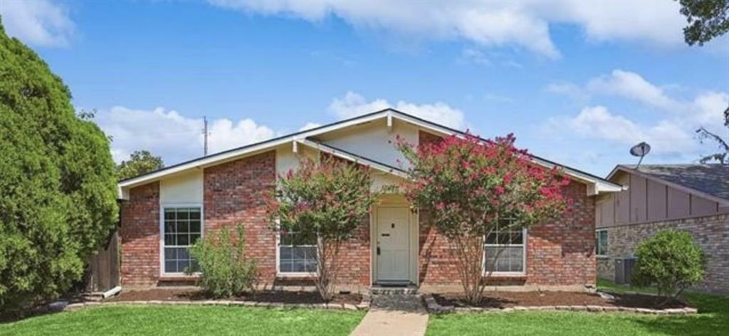 Property Photo:  1641 Spanish Trail  TX 75023 