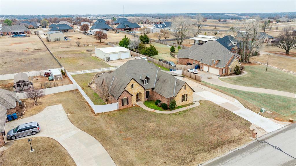 Property Photo: 2134 Mulberry Lane OK 73065