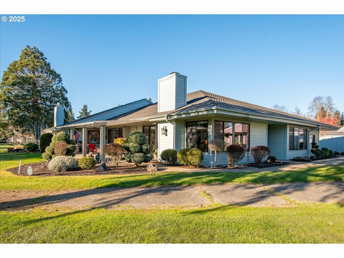 32221 SW Boones Bend Rd  Wilsonville OR 97070 photo
