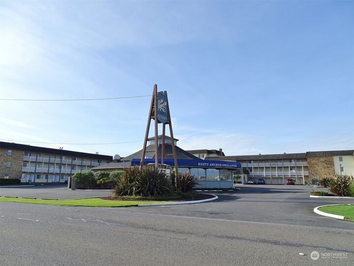 Property Photo:  615  Ocean Shores Boulevard NW 319  WA 98569 