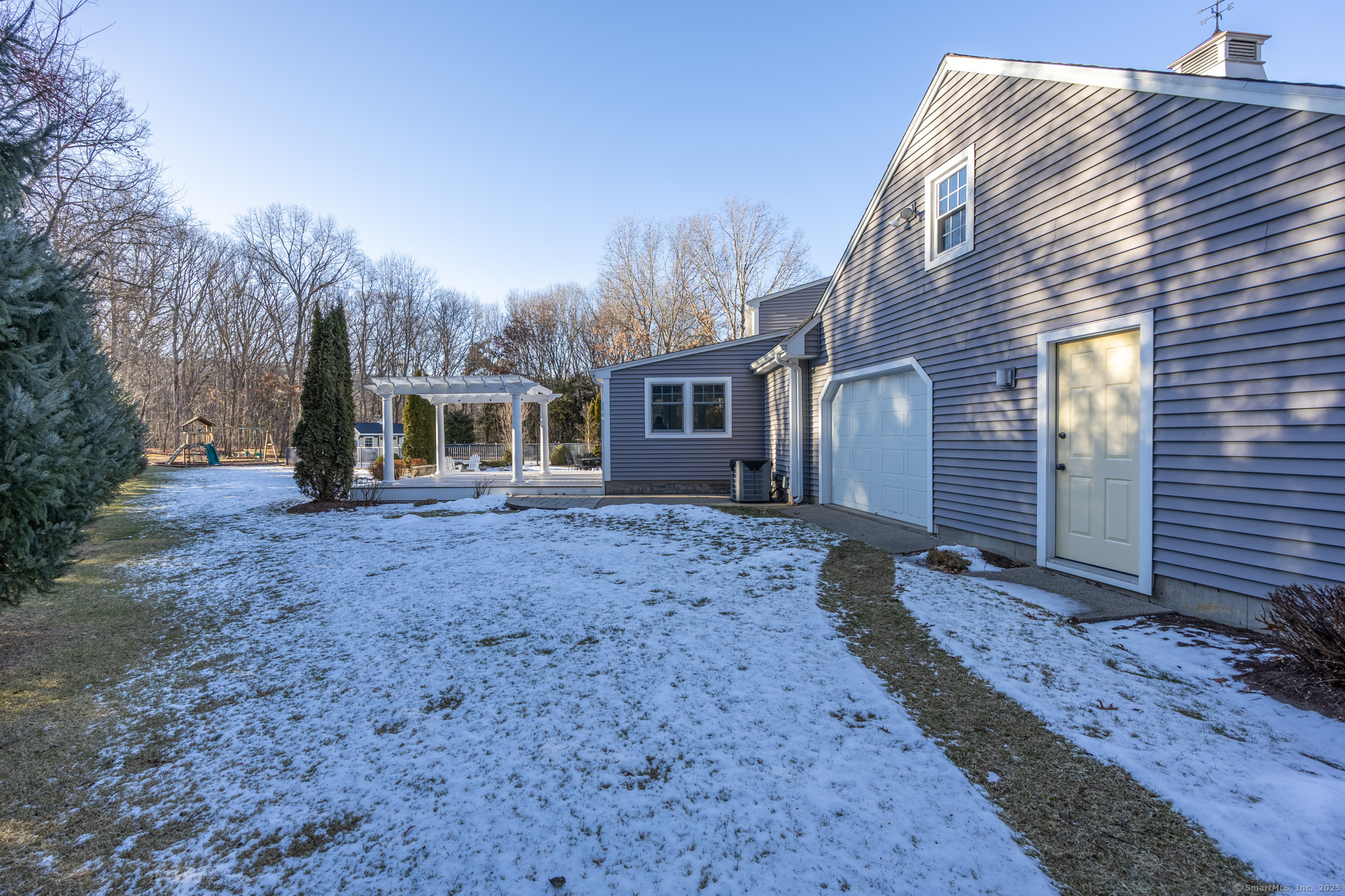 Property Photo:  36 South Vernondale Drive  CT 06489 