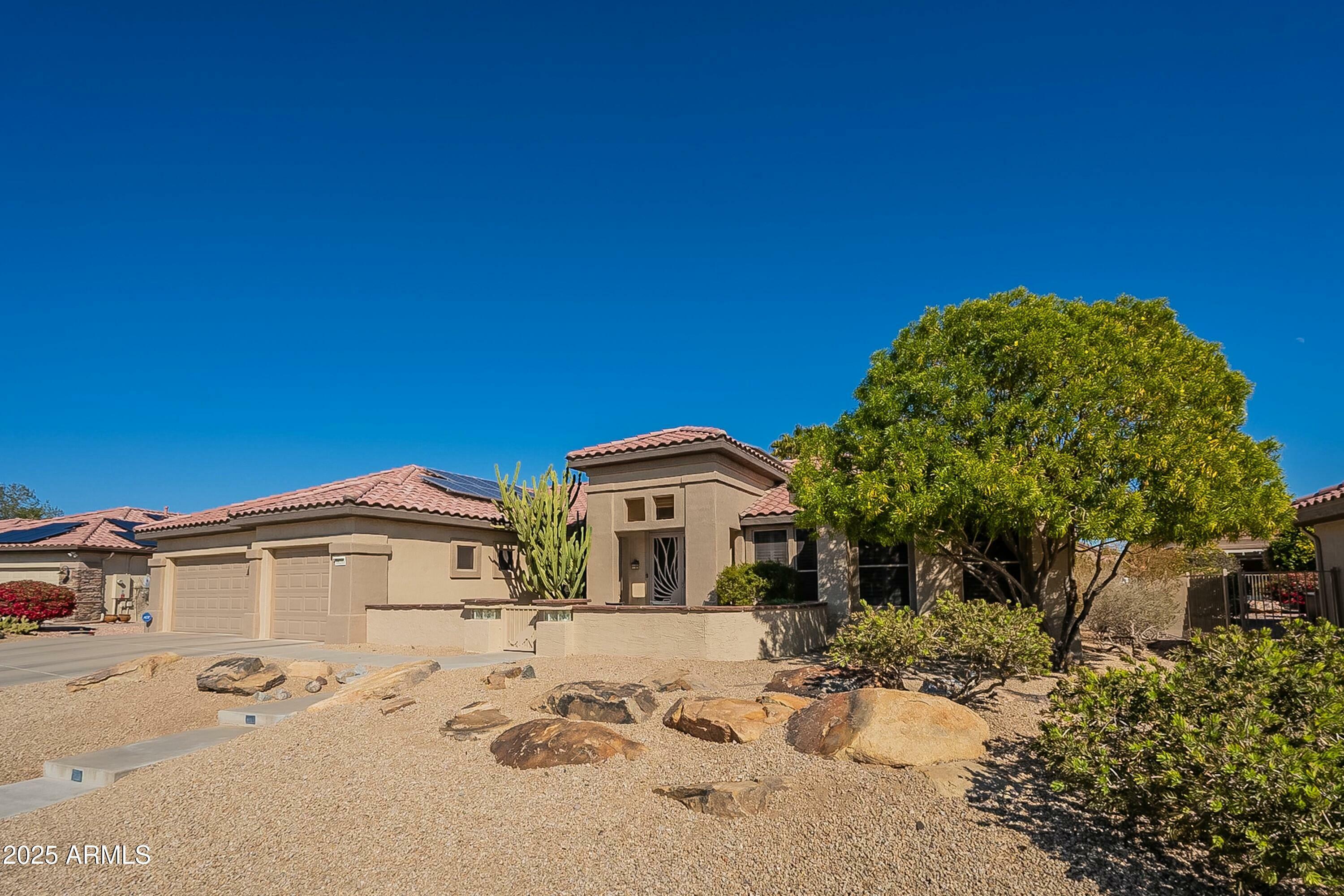 Property Photo:  18215 N Shadow Court  AZ 85374 