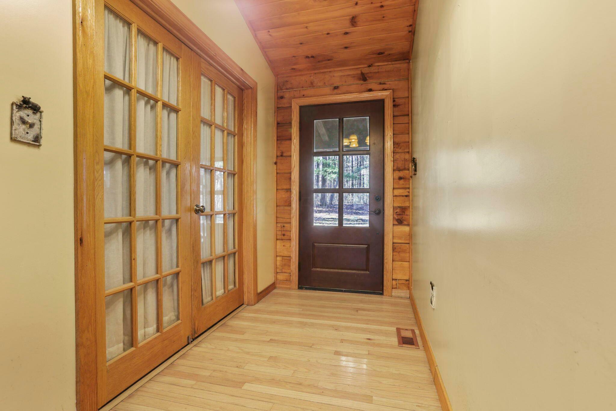Property Photo: 33341 Bowland Derr Road OH 43138
