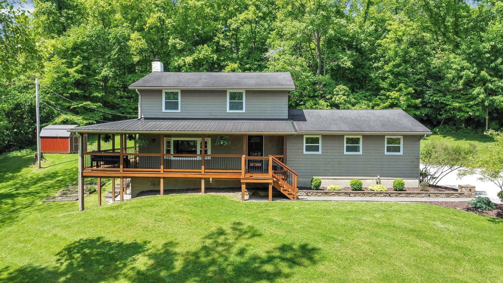 Property Photo: 3199 Hazelton Etna Road OH 43001