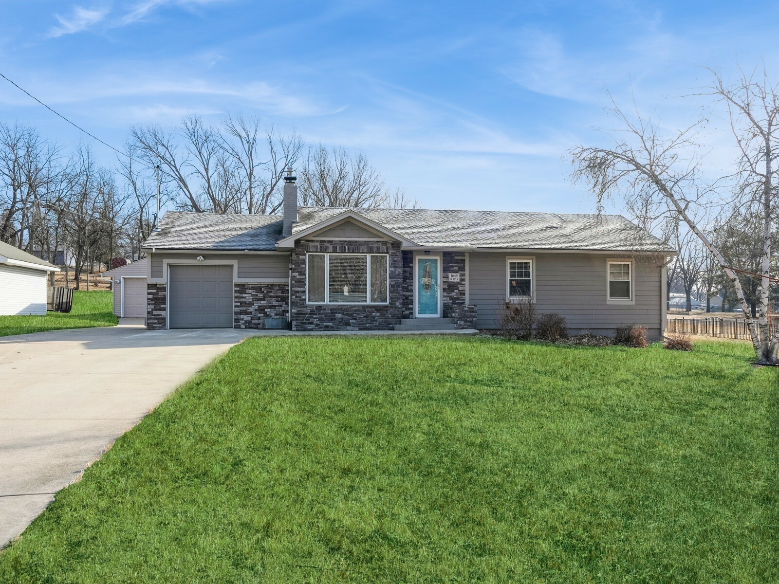 Property Photo:  1649 NW 80th Street  IA 50325 