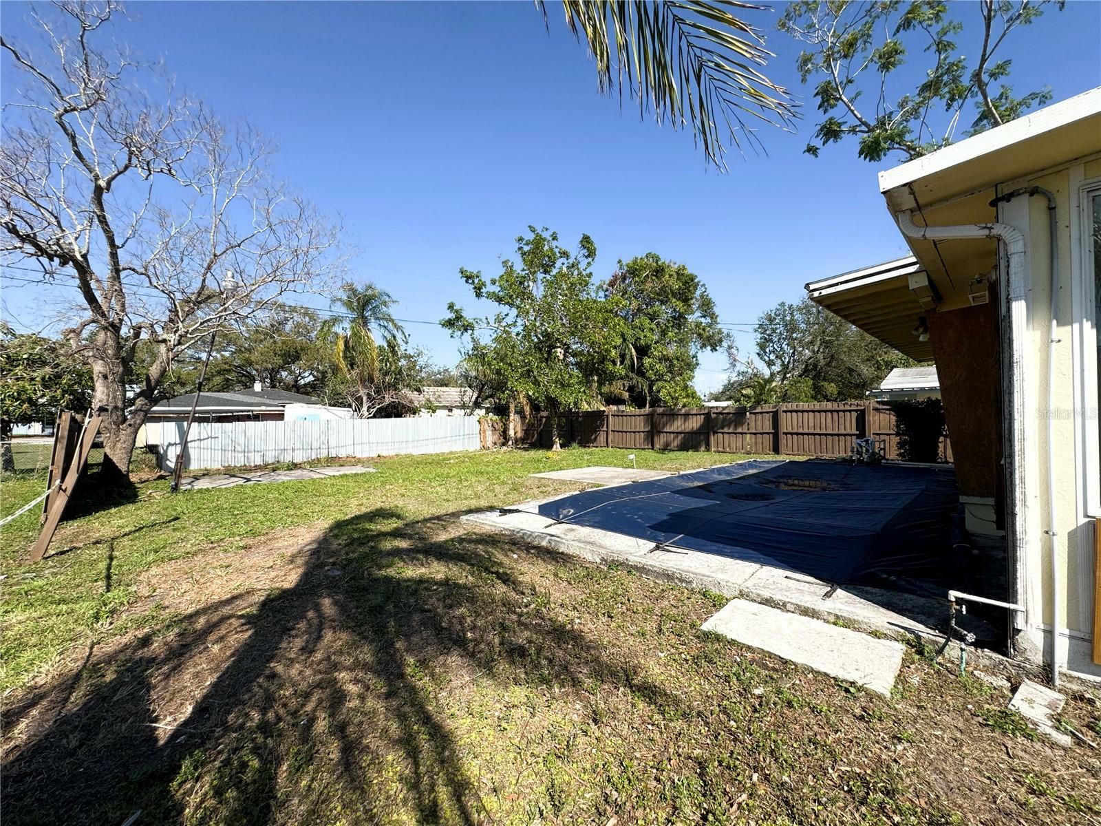 Property Photo:  808 20th Avenue W  FL 34205 