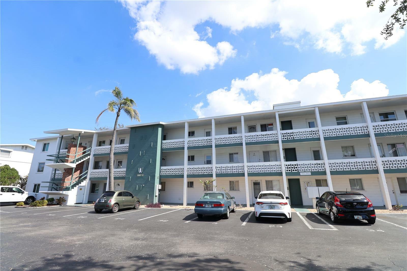 Property Photo: 5945 17th Street W A-33 FL 34207