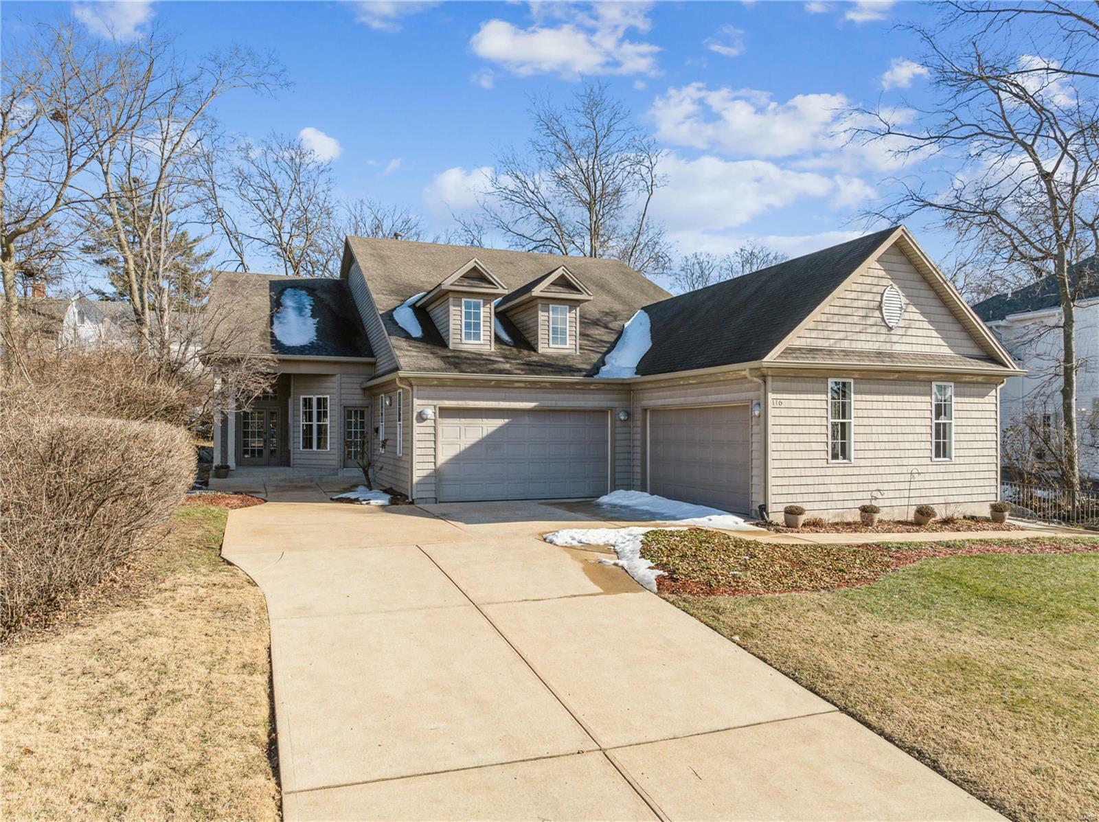 Property Photo:  116 N Taylor Avenue  MO 63122 