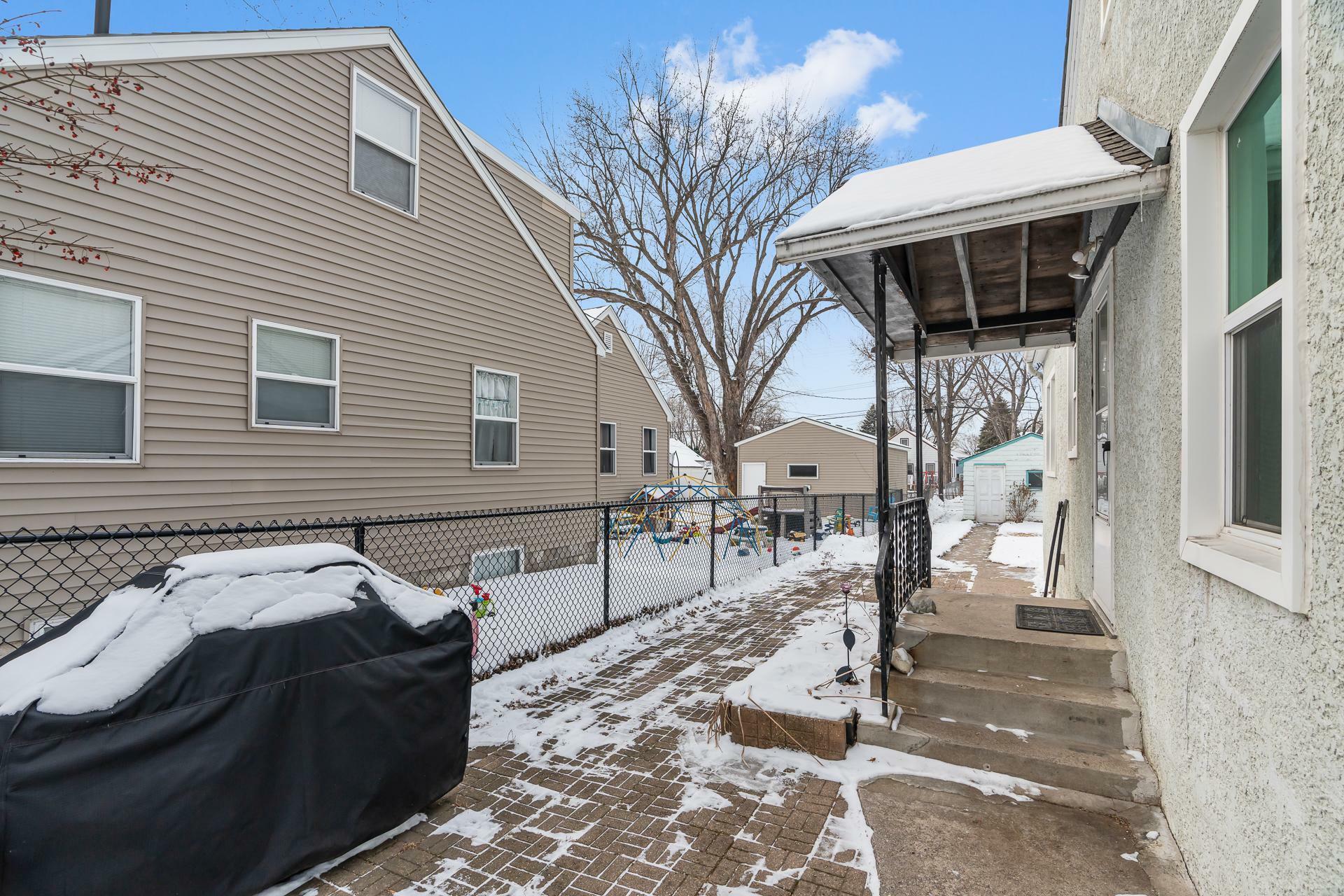 Property Photo:  815 Ashland Avenue  MN 55071 