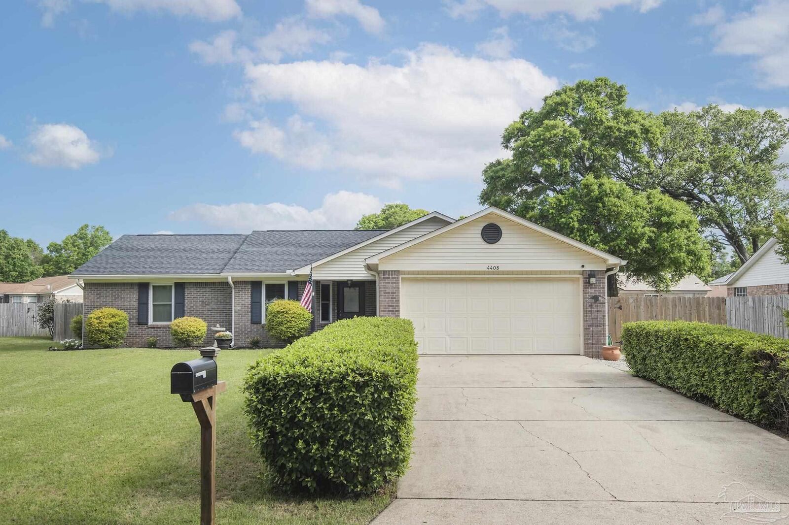 Property Photo:  4408 Bellwood Cir  FL 32571 