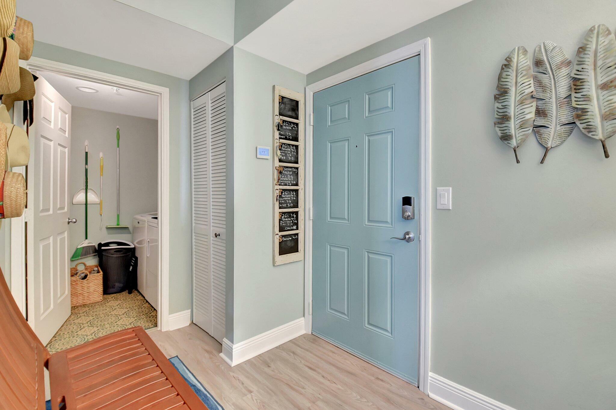 Property Photo: 625 Casa Loma Boulevard 702 FL 33435