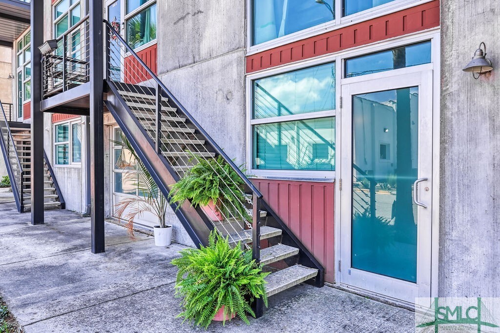 555 Berrien Street B  Savannah GA 31401 photo