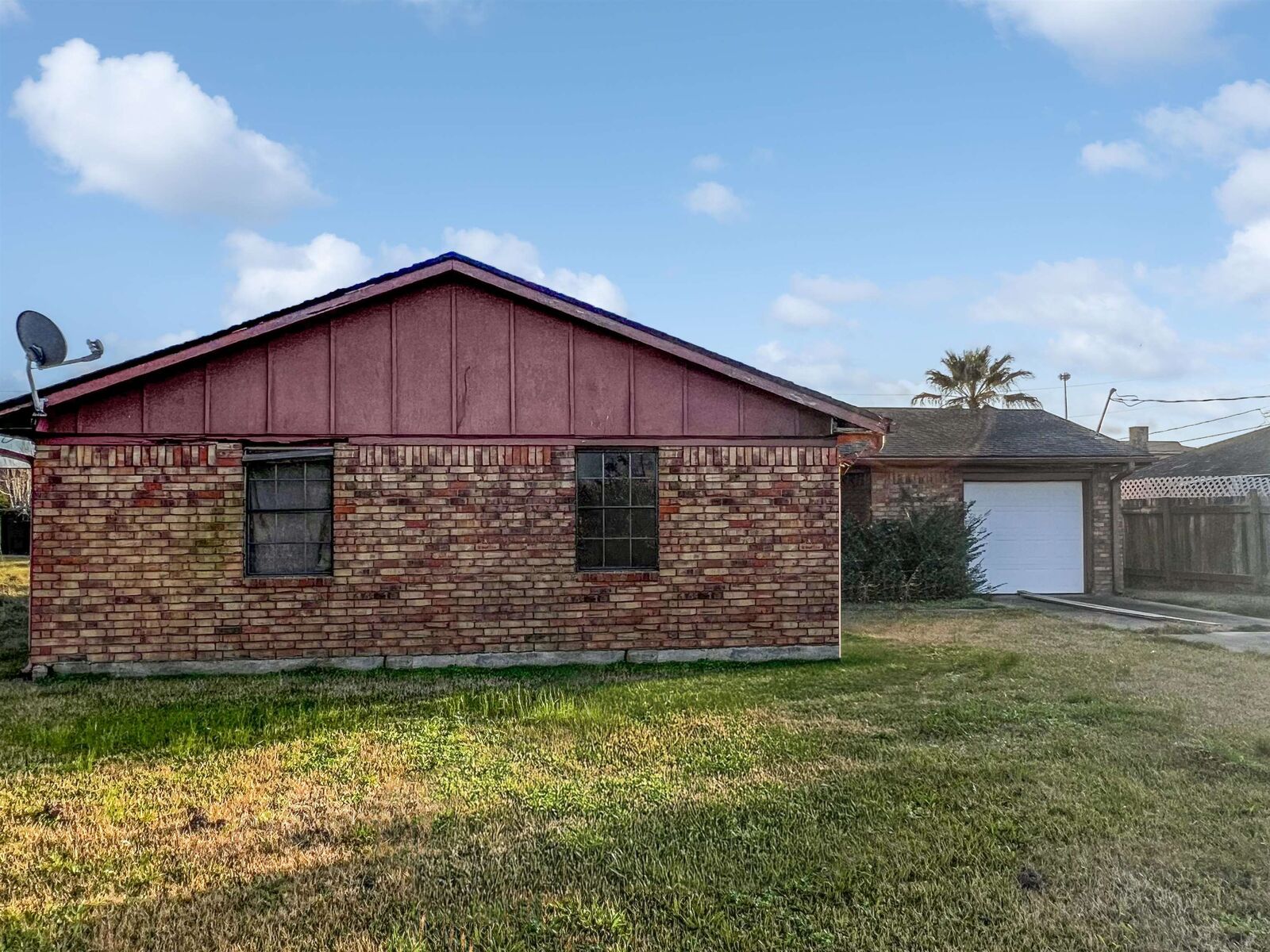 Property Photo: 2565 W Virginia St. TX 77705