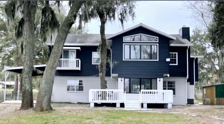 Property Photo:  5727 County Road 352  FL 32656 