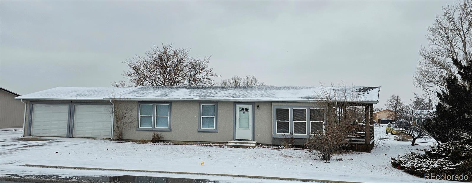 Property Photo:  401 Gateway Avenue  CO 80701 