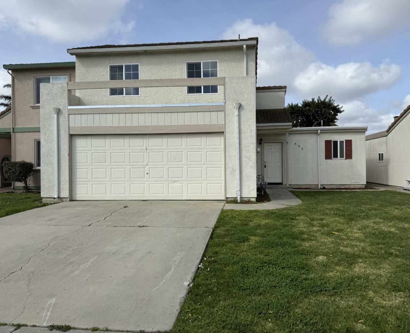 592 Powell Street  Salinas CA 93907 photo