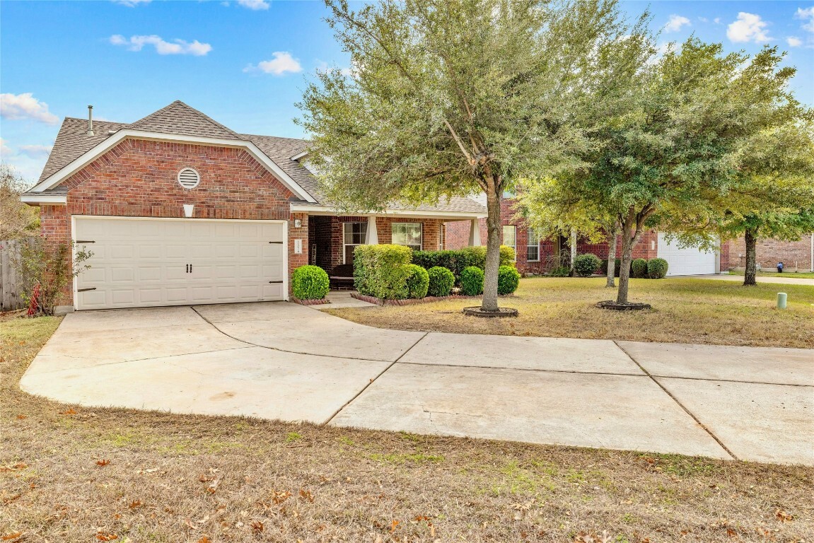 Property Photo:  1102 Horseshoe Ranch Drive  TX 78641 