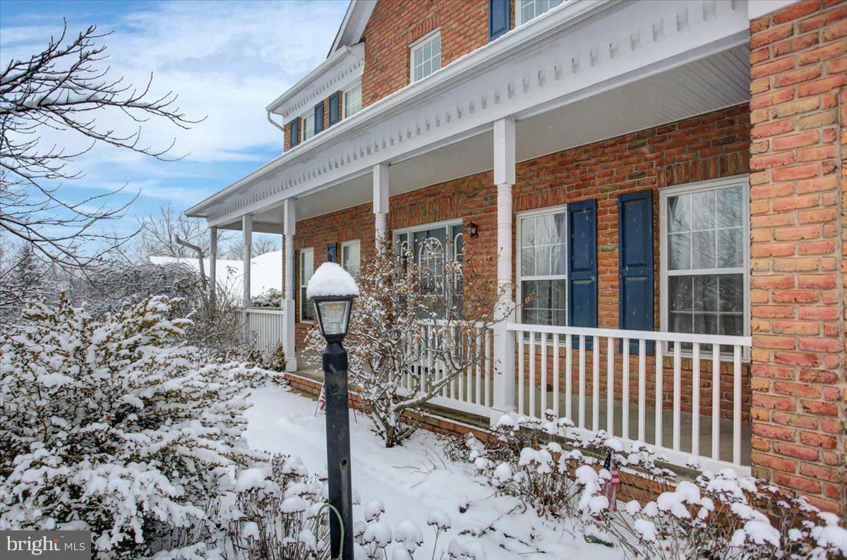 Property Photo:  2233 Castlegreen Drive  PA 17225 