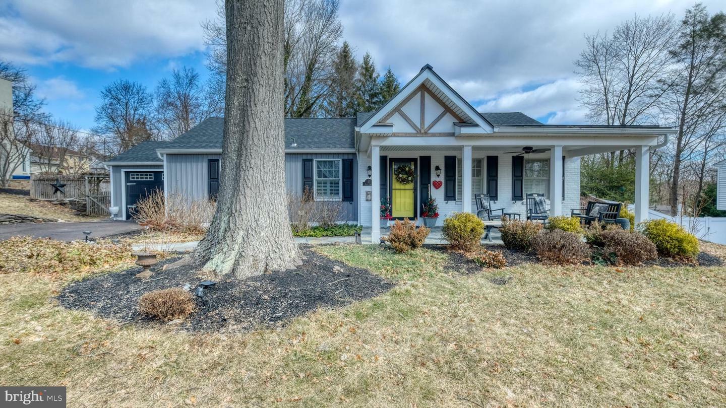 Property Photo: 57 East Street PA 18901