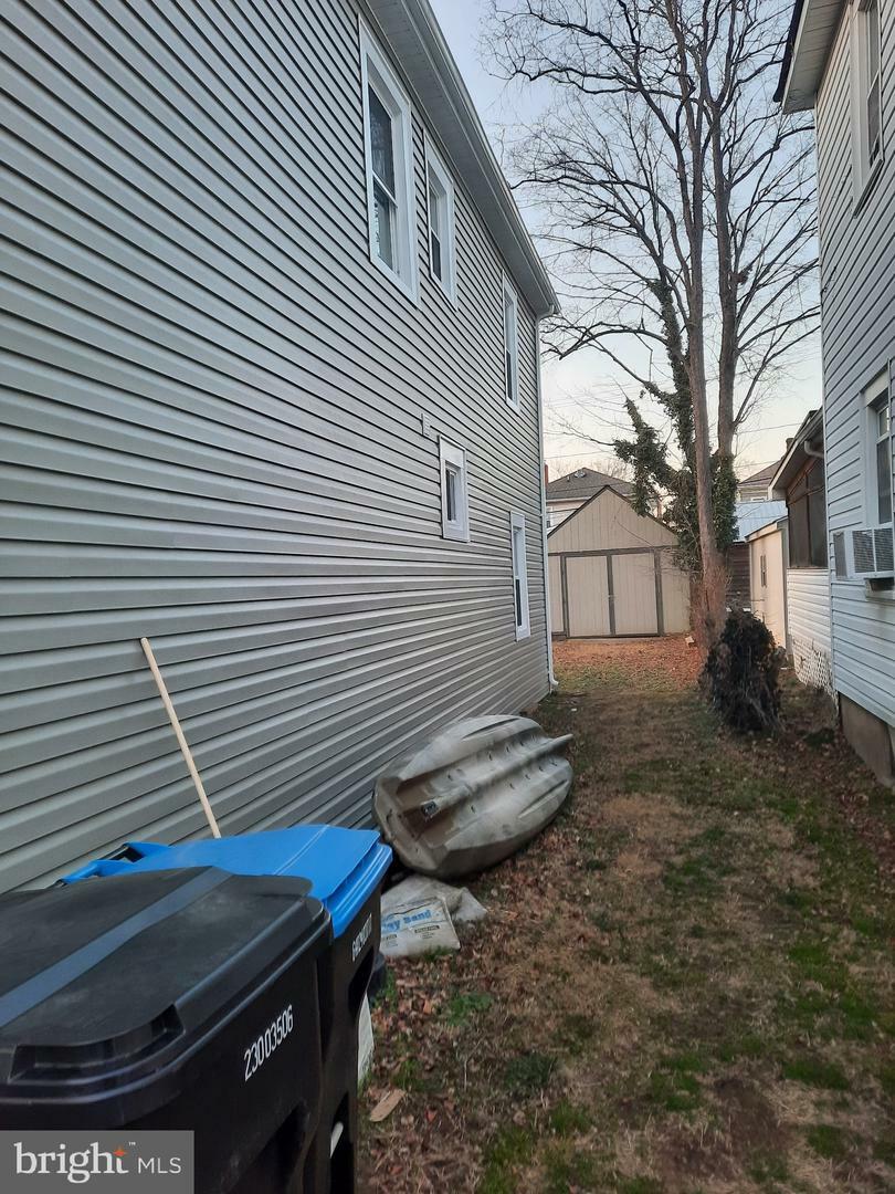 Property Photo:  807 Wolfe Street  VA 22401 