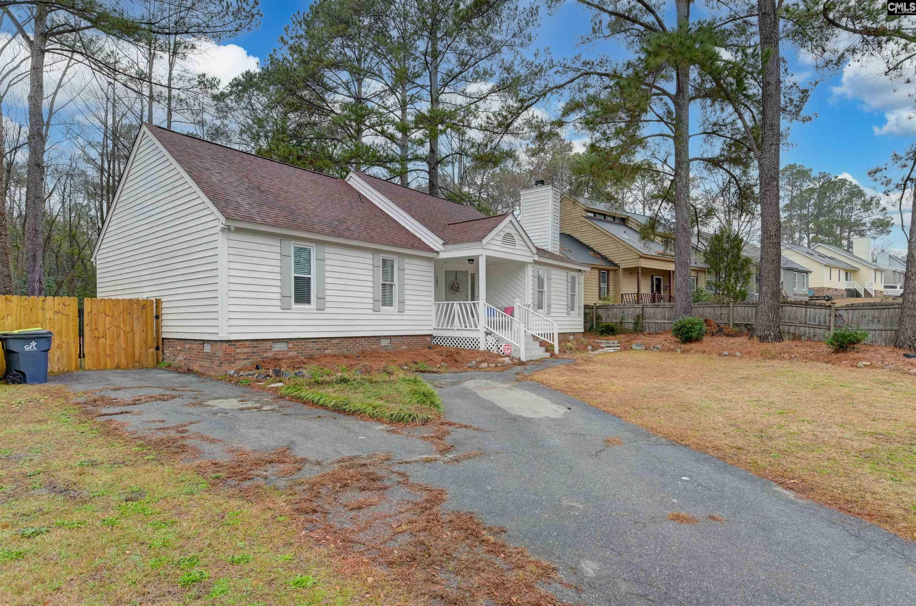 Property Photo:  207 Mockingbird  SC 29073 